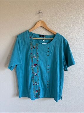 E-Retro Turquoise Embroidered Button-Front Short Sleeve Top